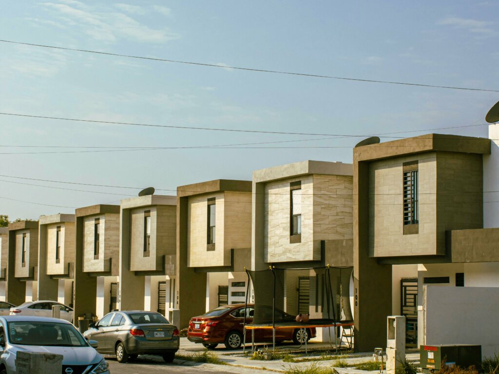 townhouses lined up in a Canadian suburb